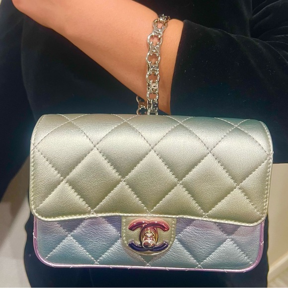 🔥🔥Chanel Iridescent Metallic Clutch - Picture 2 of 15